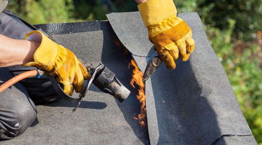 Expert new roof installation services in Paw Paw, IL